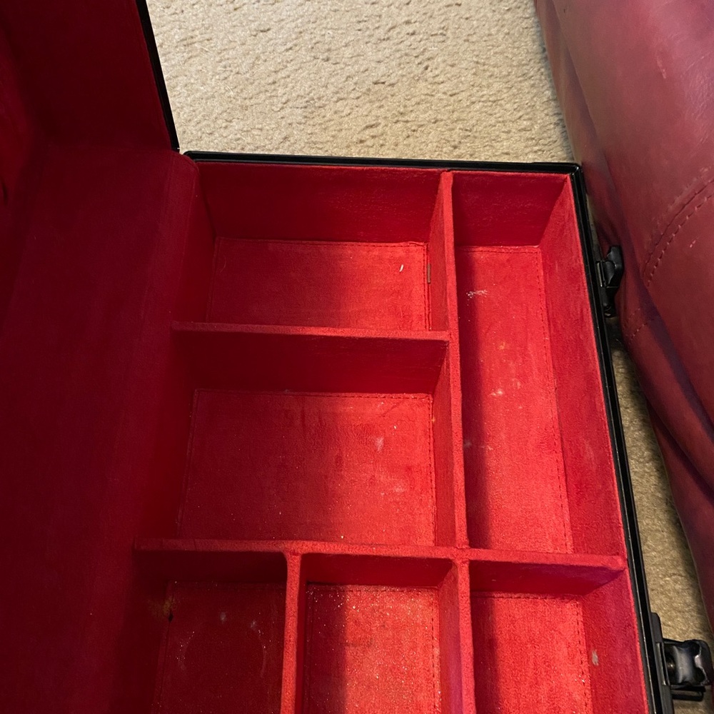 Kat Von D make up box